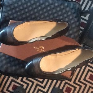 Coach flats